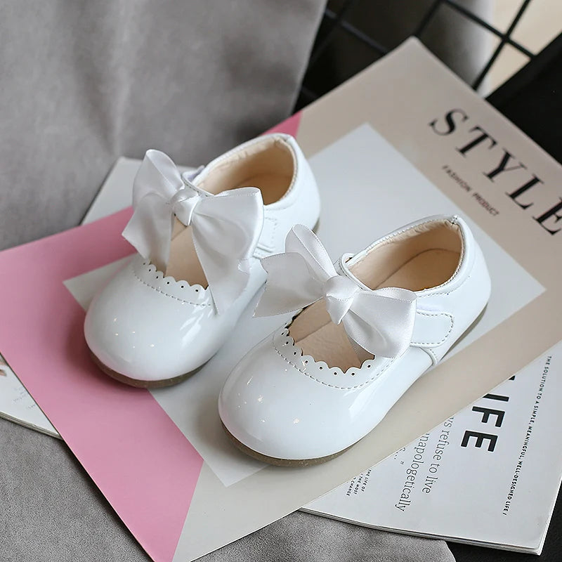 Spring Autumn Baby Girls Shoes Cute Bow Patent Leather Princess Shoes Solid Color Kids Gilrs Dancing Shoes First Walkers