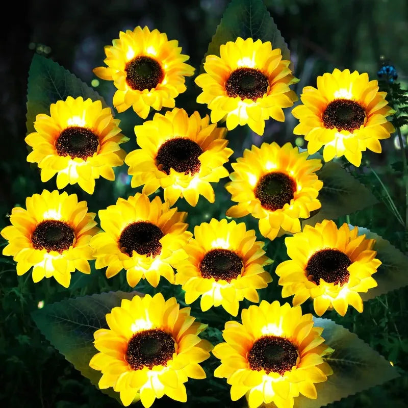 Solar Powered 3-Head Sunflower Outdoor Decorative Garden Light
