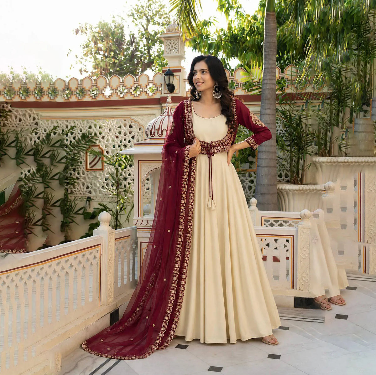 White Real Sequence Natural Crepe Embroidered Anarkali with koti Salwar Suit for Indian and Pakistani Party modest dress